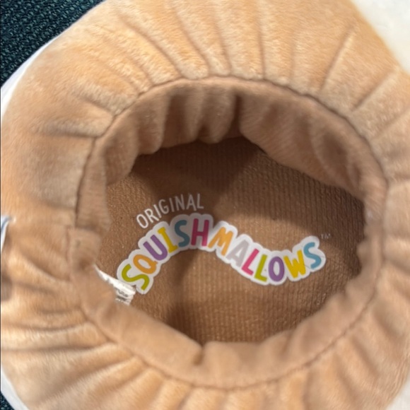Squishmallows Cream and Tan Dog Slippers - Picture 3 of 5
